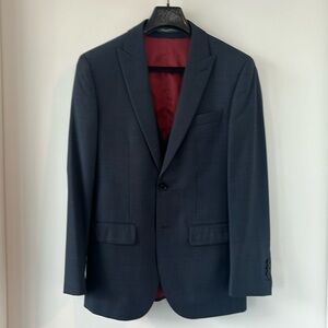 Indochino Essential Blue Three-Piece Suit (38R)